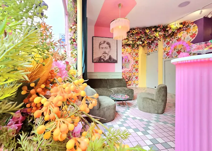 Pink Hotel