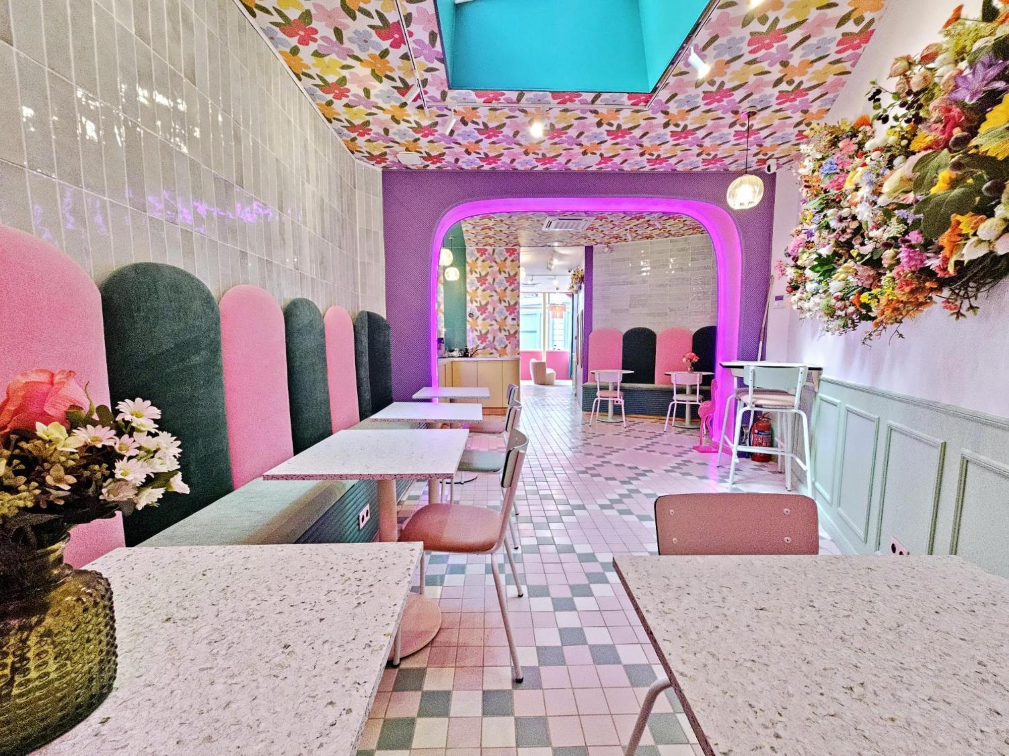 Pink Hotel 3*