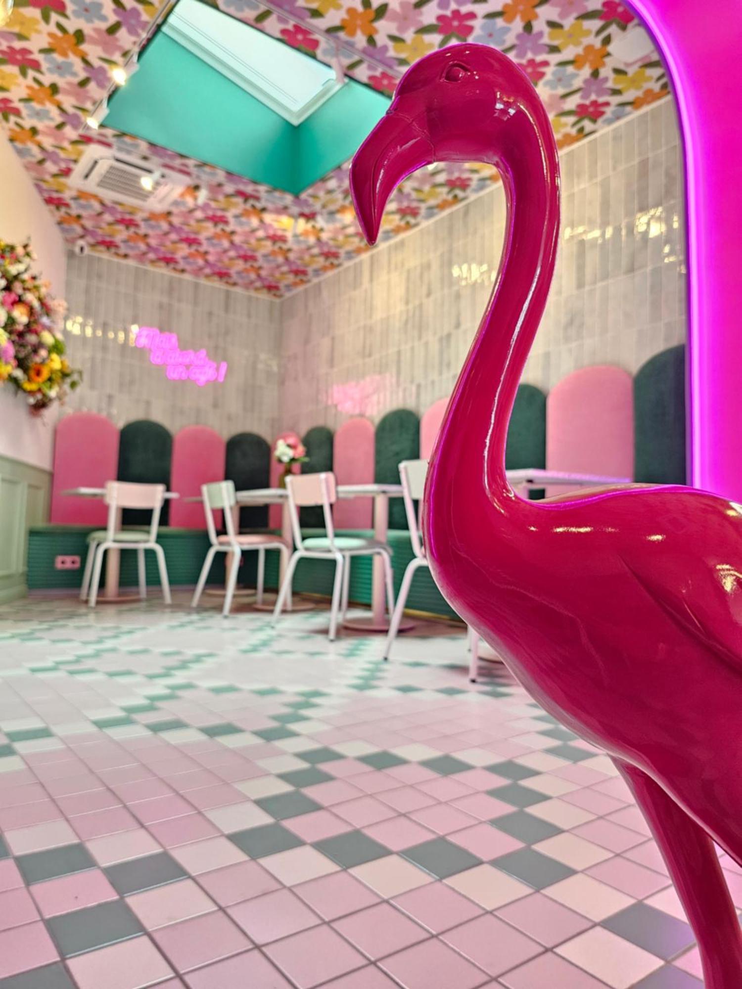 Hotel Pink 3*