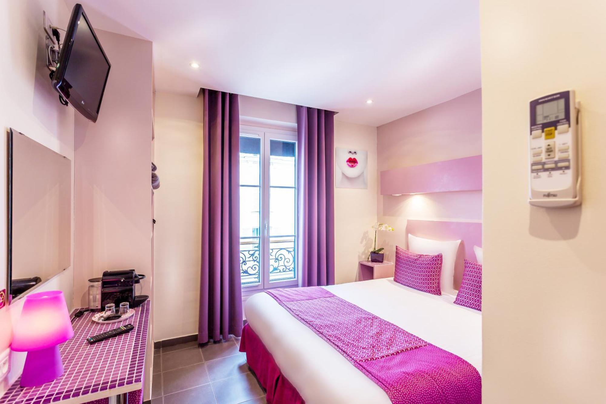Hotel Pink